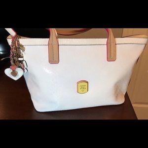Guess Faux-Leather White Tote